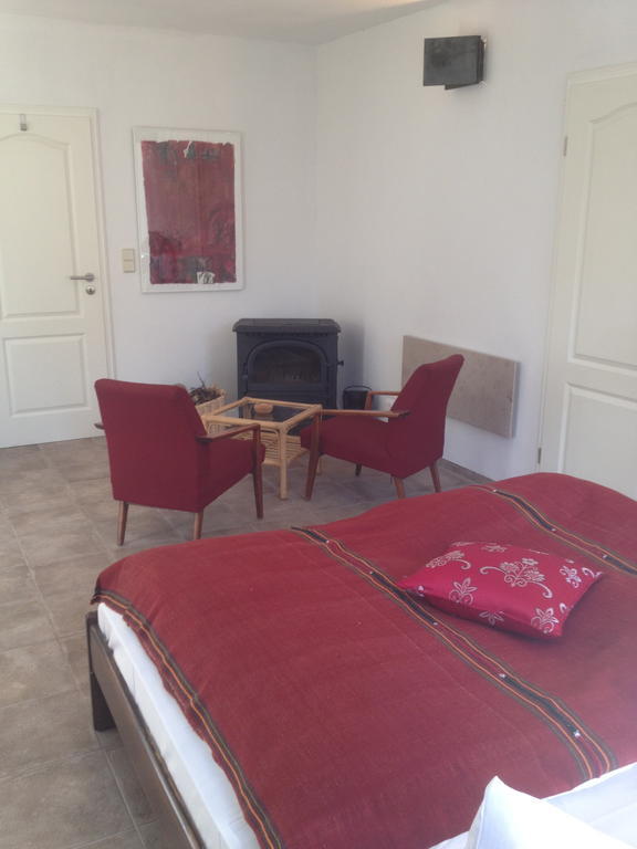 Pension Kunsthof Dahrenstedt Kamer foto