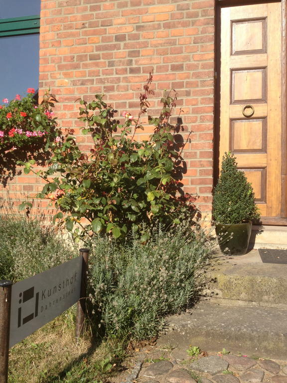 Pension Kunsthof Dahrenstedt Buitenkant foto